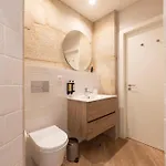 アパートホテル Ando Living - Flores 200 House ポルト