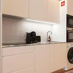 Ando Living - Flores 200 House ポルト