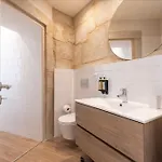 アパートホテル Ando Living - Flores 200 House 4*