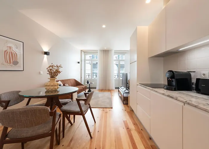 Ando Living - Flores 200 House 4* بورتو