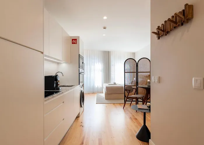 Ando Living - Flores 200 House