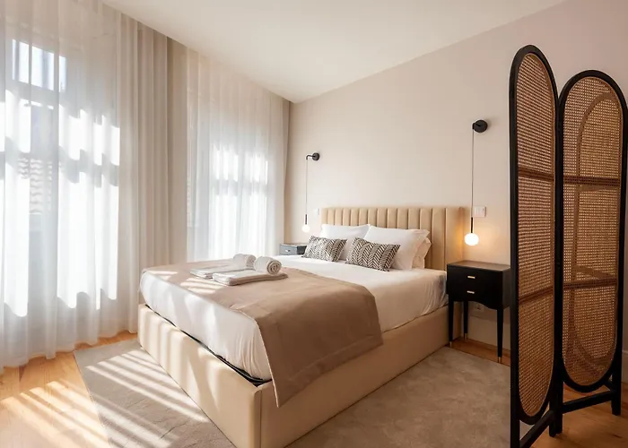 Ando Living - Flores 200 House بورتو