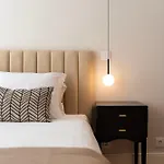 Ξενοδοχείο με διαμερίσματα Ando Living - Flores 200 House 4*