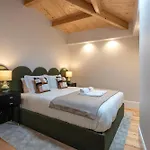 Ando Living - Flores 200 House Lägenhetshotell