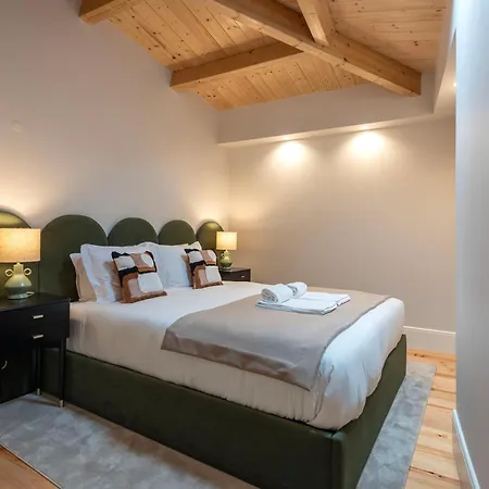 Ando Living - Flores 200 House شقة