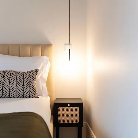 Ando Living - Flores House Porto