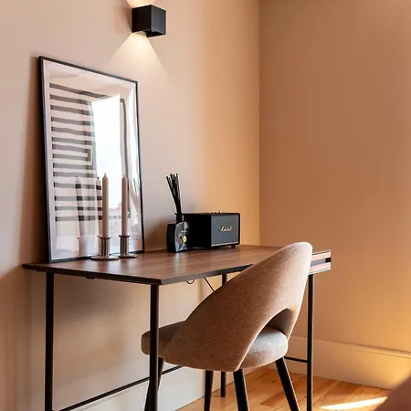 아파트 Ando Living - Flores 200 House