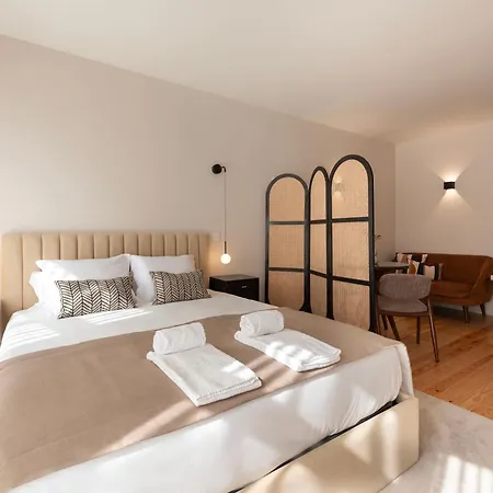 Ando Living - Flores 200 House *