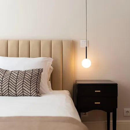 Appartamento Ando Living - Flores 200 House *