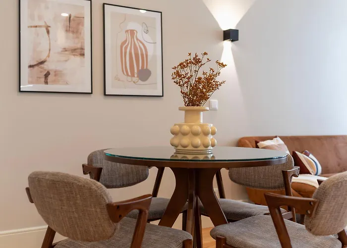 Ando Living - Flores 200 House Aparthotel Oporto