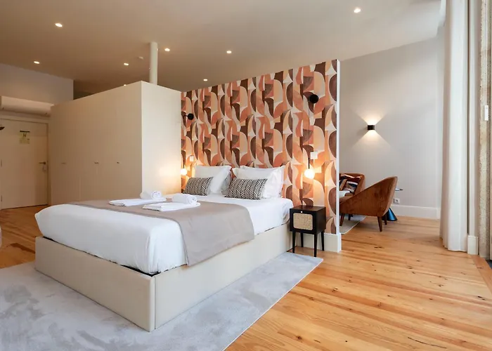 Ando Living - Flores 200 House * 포르투