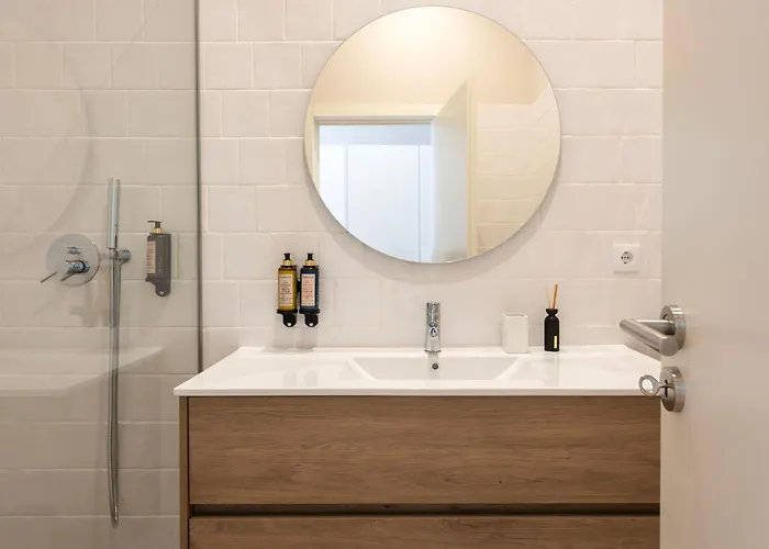 Ando Living - Flores 200 House