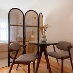 Ando Living - Flores 200 House