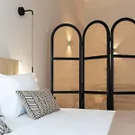 Ando Living - Flores 200 House 4* 포르투