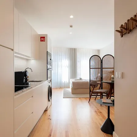 Ando Living - Flores 200 House