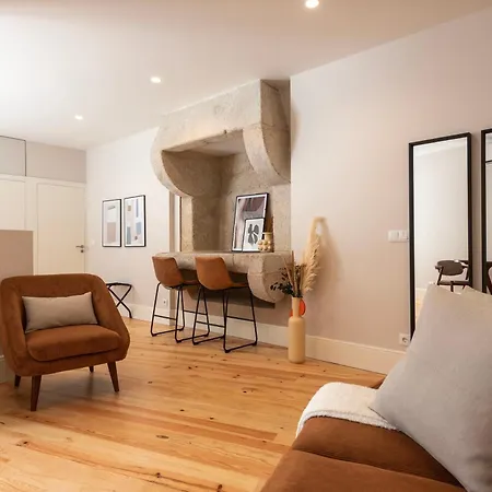 Appartement Ando Living - Flores 200 House