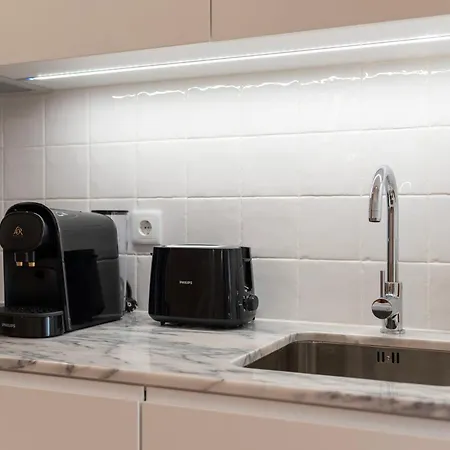 Appartement Ando Living - Flores 200 House