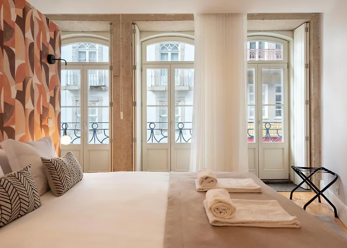 Ando Living - Flores 200 House 4* Oporto